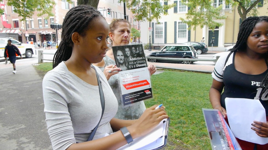 Teens conduct interviews.