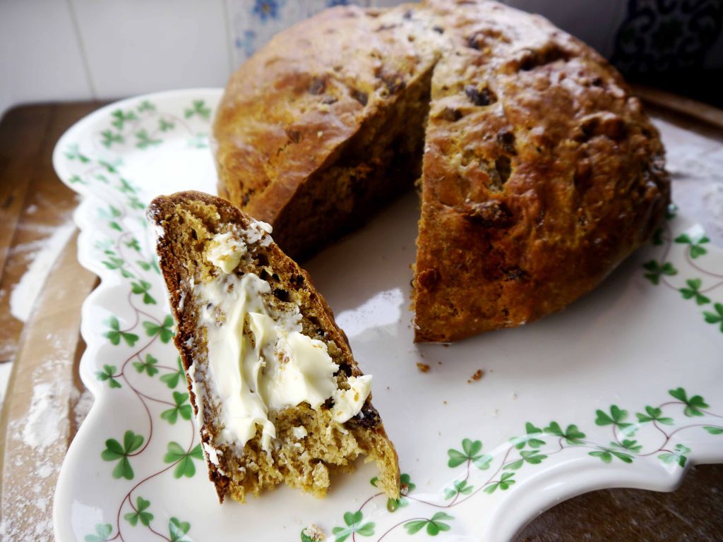 Irish soda bread with butter